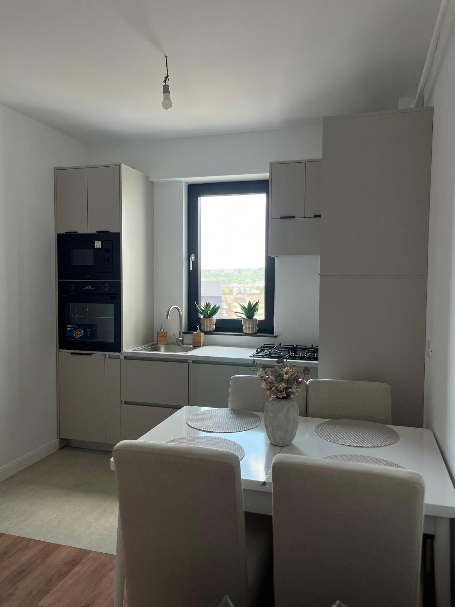Apartament Nou Neo Tower Suceava Esterno foto